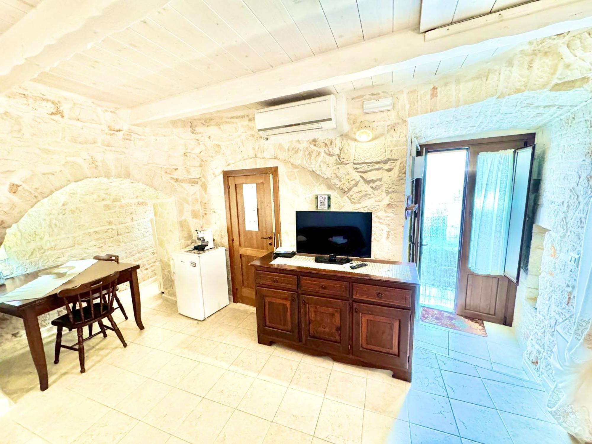 One-Bedroom Trullo House