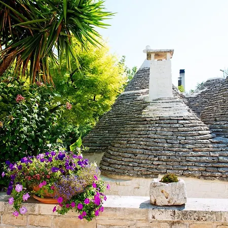 Trullo Giardino Fiorito-2