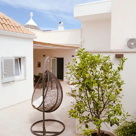 Iconica Luxury Suites-2