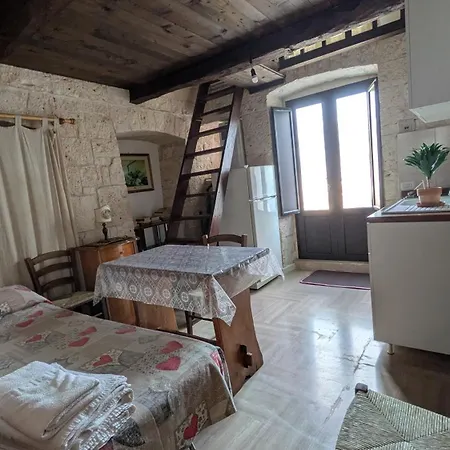 Trullo Malvisco-3