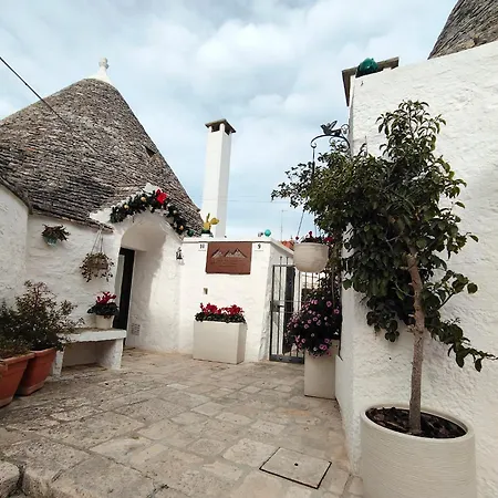 Trullo al vicoletto al civico 10, civico 8, civico 7-2